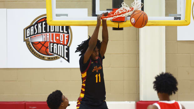 UNC basketball recruiting signee Ian Jackson